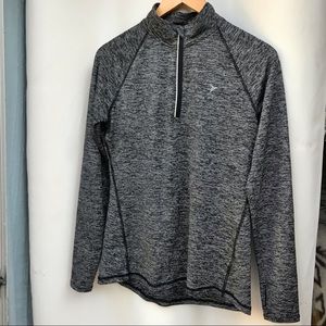 Old Navy Active Go-Dry Medium Semi Fitted Long Sleeve Activewear